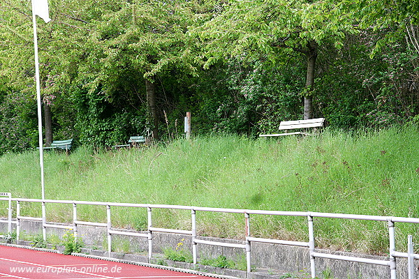 Friedrich-Ebert-Stadion - Berlin-Tempelhof