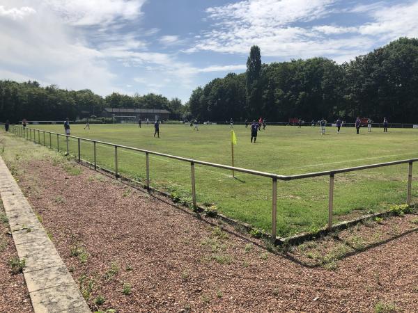 Sportplatz an der Bahn - Übach-Palenberg-Marienberg