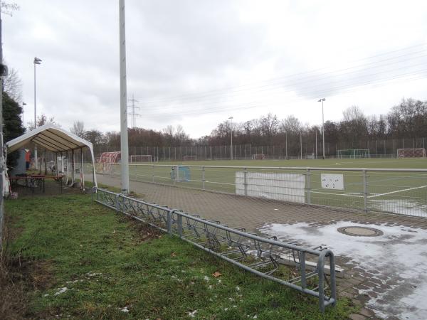 Sportplatz Mörfelder Straße - Rüsselsheim/Main-Haßloch