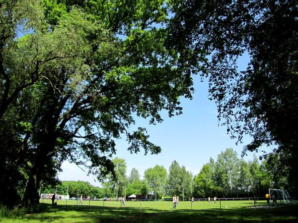 Sportstätte Heidegrund Süd - Osterfeld bei Naumburg-Roda