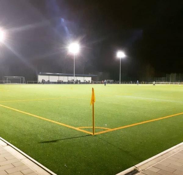 Städtischer Sportplatz Rehberge - Bernau bei Berlin-Rehberge