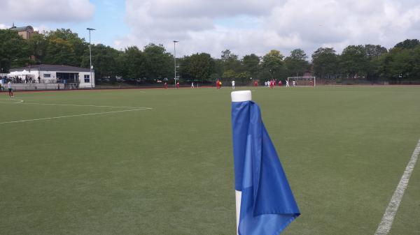 Bezirkssportanlage Schorlemerstraße - Düsseldorf-Niederkassel