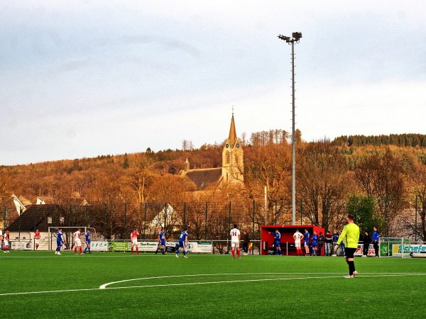 Reinhold-Schulte-Sportplatz - Eslohe/Sauerland-Reiste