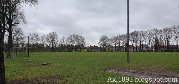Sportpark Achter Het Hof veld 3 - Halderberge-Hoeven