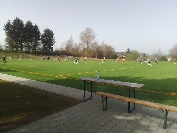 Hager-Kunstrasenfeld - Oberkotzau