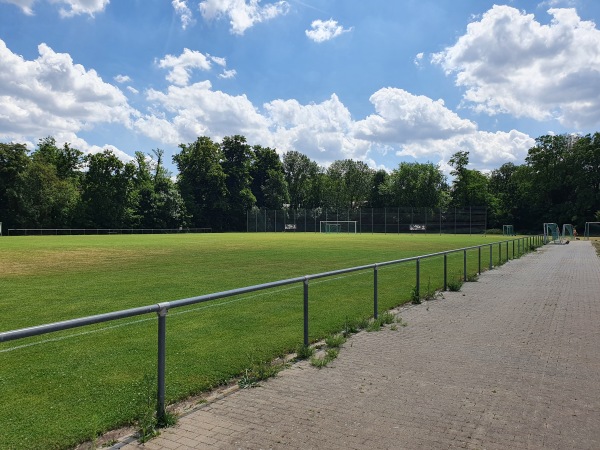 Sportanlage Sandhöfer Wiesen - Frankfurt/Main-Niederrad