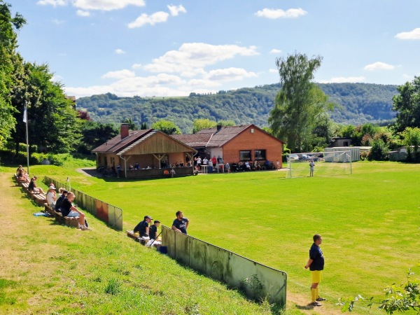 Sportplatz am Campingplatz - Bodenwerder-Siedlung Am Ehrberg