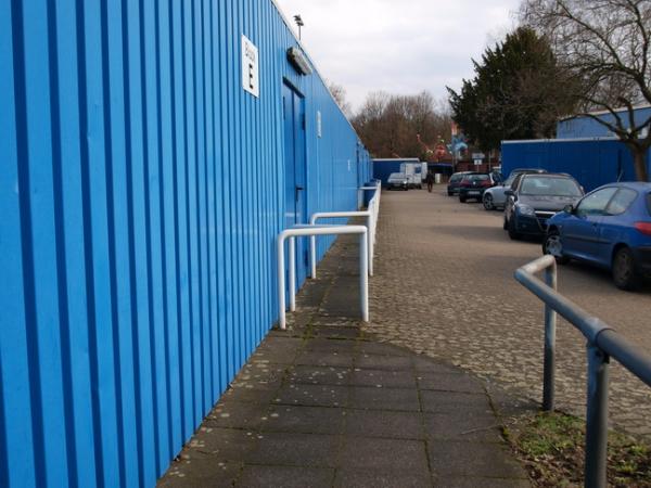 Bezirkssportanlage Stadion Feuerbachstraße - Düsseldorf-Bilk