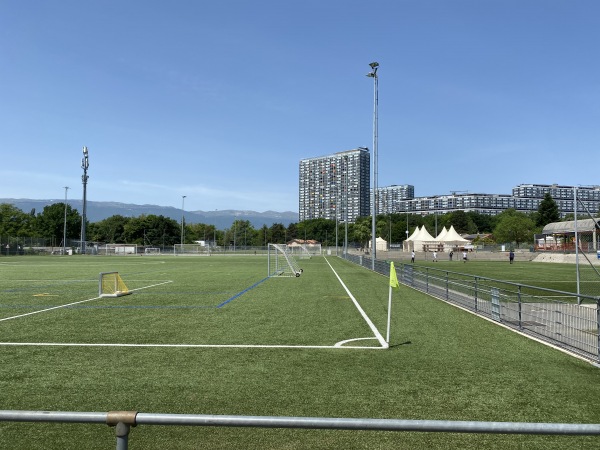 Stade d’Aïre terrain B - Le Lignon