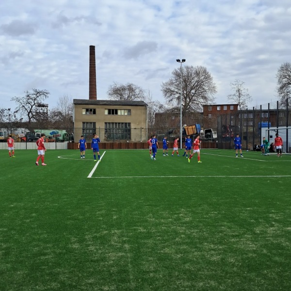 Trainingszentrum Oberspree Platz 4 - Berlin-Oberspree