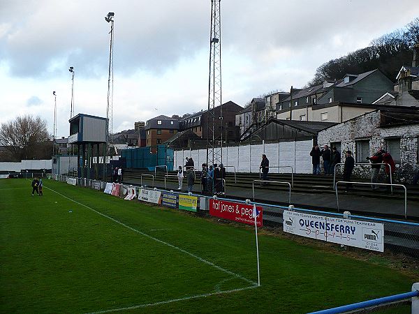 Ffordd Farrar y Stadiwm - Bangor, Gwynedd