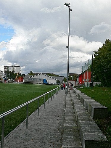 B-Schmitt mobile Stadion Rot-Weiss Nebenplatz 1 - Mörfelden-Walldorf