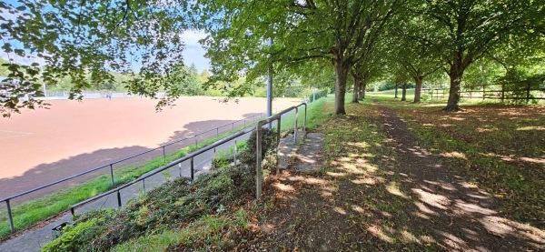 Sportplatz Burgweg - Dernbach