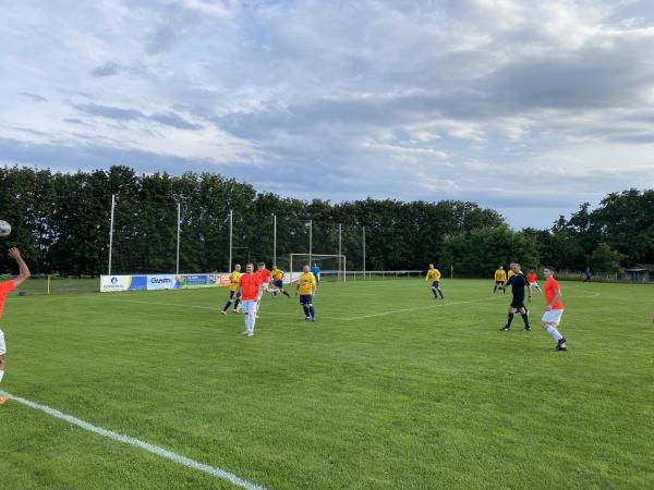 Sportanlage am Bahnhof - Oberkrämer-Vehlefanz