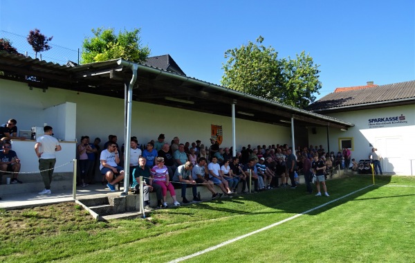 Sportplatz Ruppersthal - Großweikersdorf