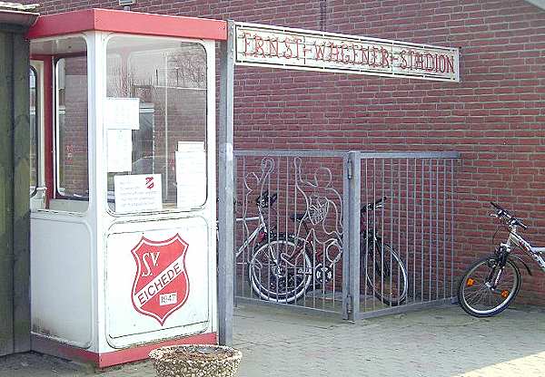 Ernst-Wagener-Stadion - Steinburg-Eichede