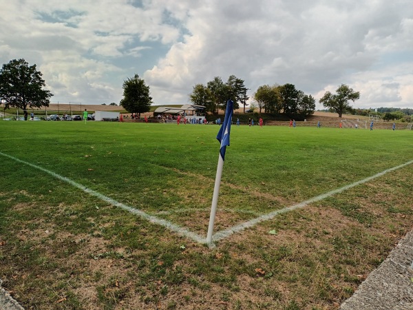 Sportplatz an der Gemeindehalle - Hardthausen/Kocher-Lampoldshausen