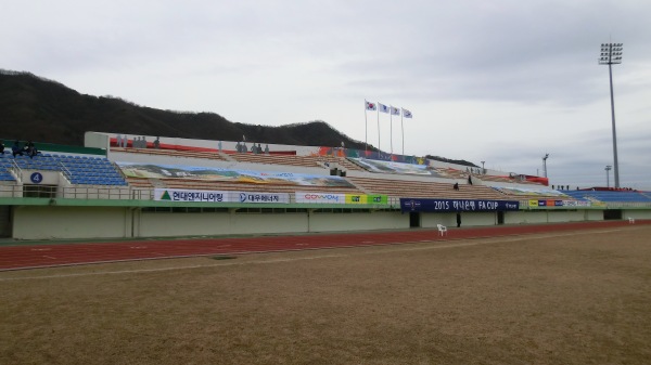 Yeoncheon Stadium - Yeoncheon
