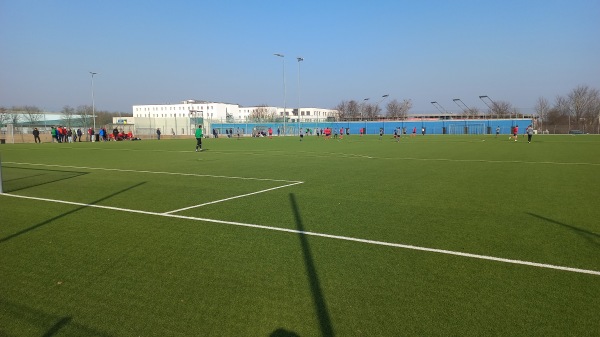 SPORT.ZENTRUM.Niederösterreich Kunstrasenplatz 2 - St. Pölten