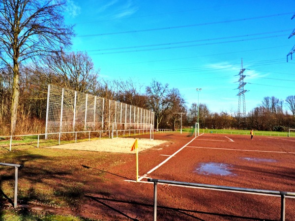 Bezirkssportanlage Reckfeldstraße Platz 2 - Gelsenkirchen-Bismarck