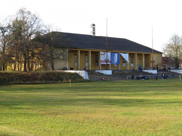 Militärstadion an der Höheren Fliegertechnischen Schule - Niedergörsdorf-Altes Lager