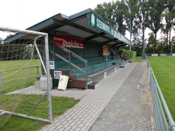 Diepensteynstadion - Steenhuffel