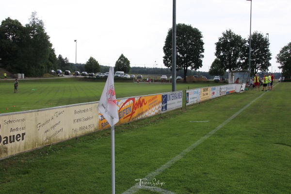 Sportgelände Stalberstraße - Saaldorf-Surheim