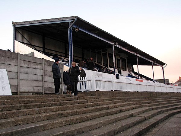 The Mill Field - Aveley, Essex
