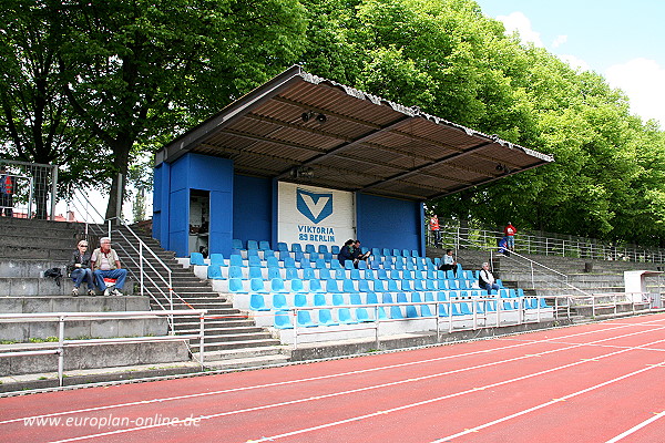 Friedrich-Ebert-Stadion - Berlin-Tempelhof