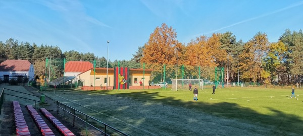 Boisko Rybak w Parowej - Parowa