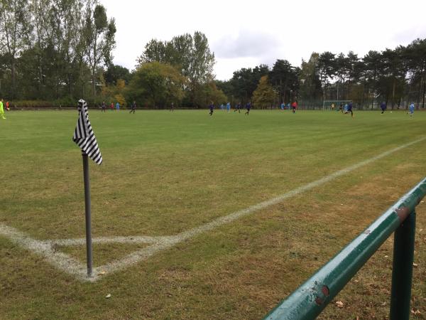 Sportanlage Waldstraße - B112er-Platz - Eisenhüttenstadt