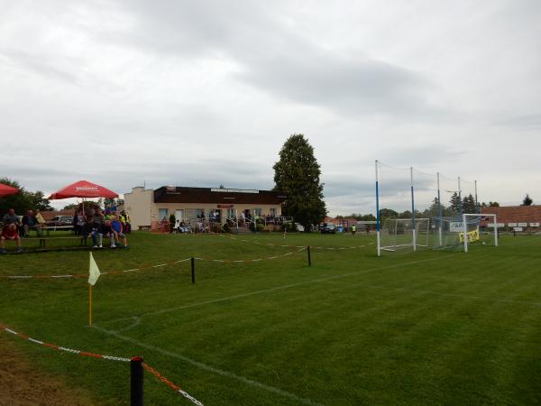 Fotbalový Stadión Vykáň - Vykáň