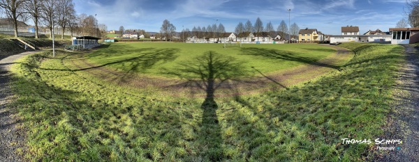 Langenberg-Kampfbahn - Baunatal-Großenritte