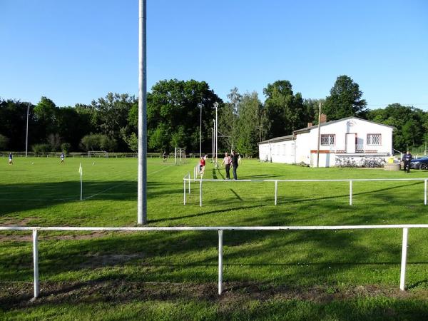 Sportanlage am Schloßpark - Petersberg/Saalekreis-Ostrau