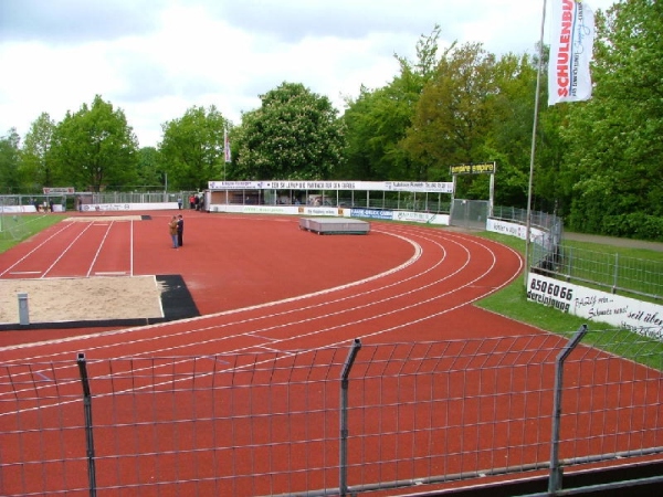 Jonny-Arfert-Sportplatz - Hamburg-Lurup