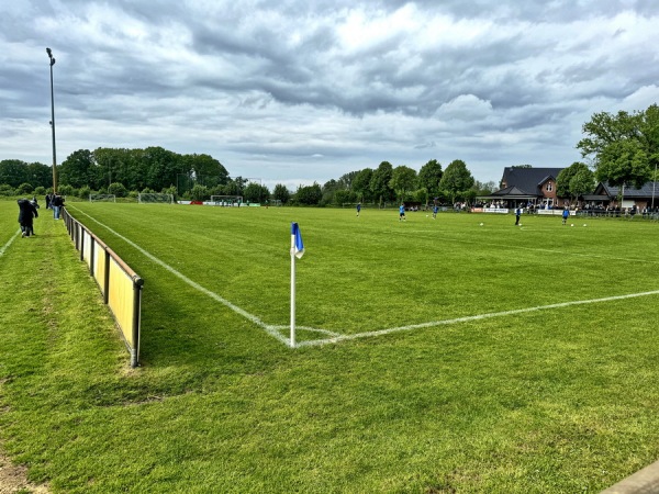 Sportanlage Horsthöfe - Delbrück-Seglingsheide