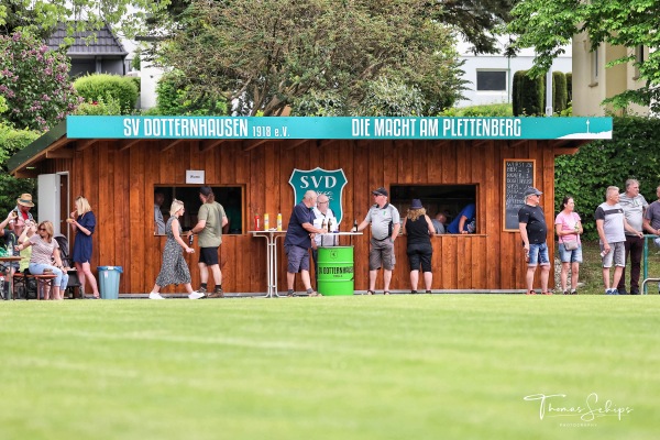 Sportplatz am Weiher - Dotternhausen