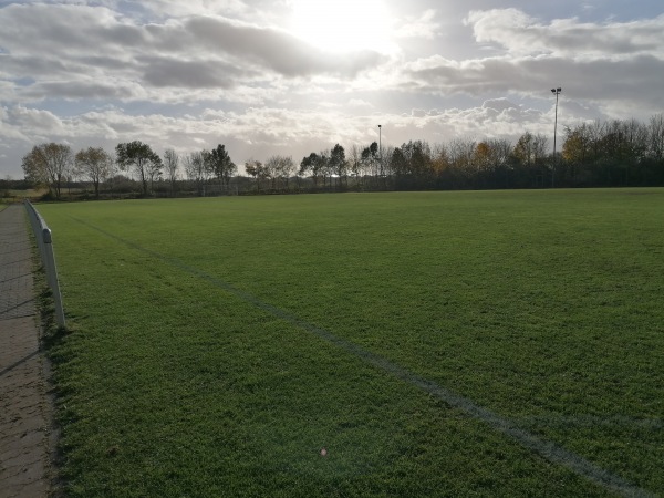 Sportzentrum Windmühlenberg B-Platz - Wolfsburg-Fallersleben