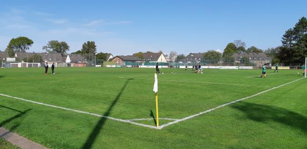 Sportanlage Karolingerstraße - Niederzier-Huchem-Stammeln