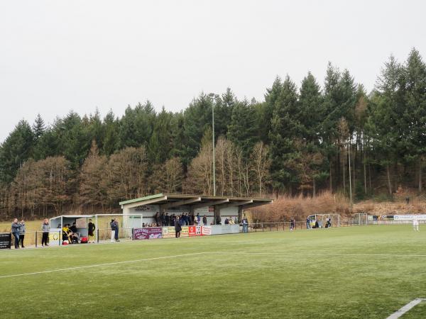 Sportplatz am Bergmer - Sundern/Sauerland-Stockum