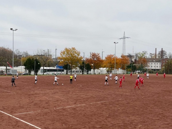 Jean-Löring-Sportpark Platz 3 - Köln-Zollstock