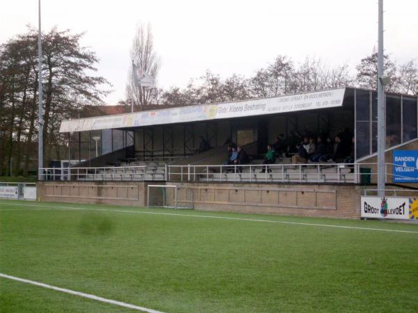 Sportcentrum Nieuwenhoorn  - Hellevoetsluis 