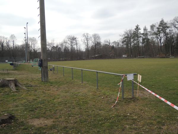 Kopp-Tours-Arena Nebenplatz 1 - Mörfelden-Walldorf