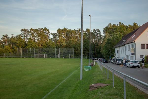 Sportanlage Siedelbacher Straße Platz 2 - Langenzenn-Laubendorf