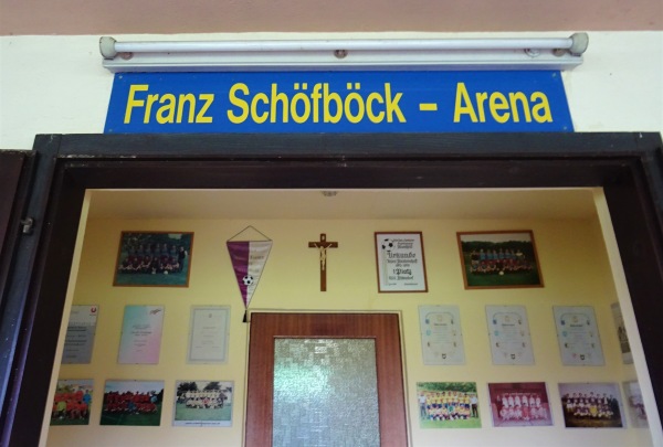 Franz Schöfböck Arena - Hüttendorf