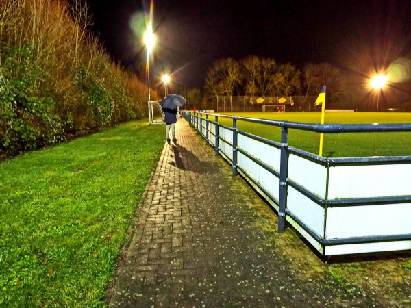 Sportplatz an der Gemeinschaftshalle 2 - Lippetal-Oestinghausen