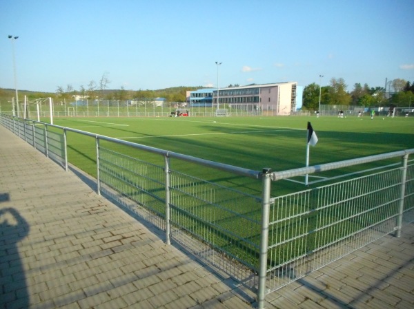 Stadion an den Schienen Nebenplatz - Remchingen-Singen