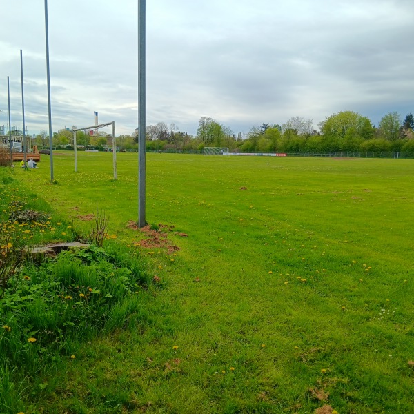 Gut-Heil-Stadion B-Platz - Neumünster