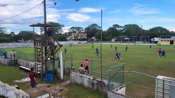 Norman Broaster Stadium - San Ignacio