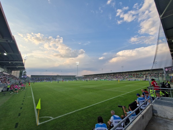 Fehérvári úti stadion - Paks